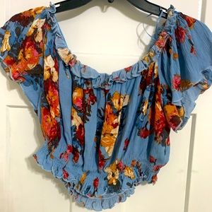 Blue floral cropped top